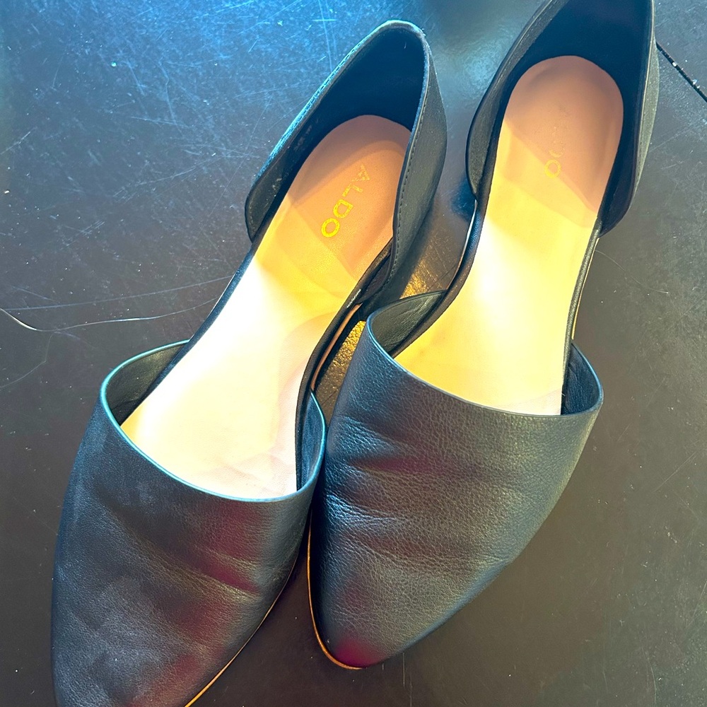 Aldo leather flats